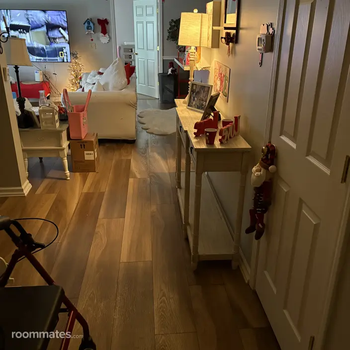 Room for rent in Cincinnati, OH $700, apartment