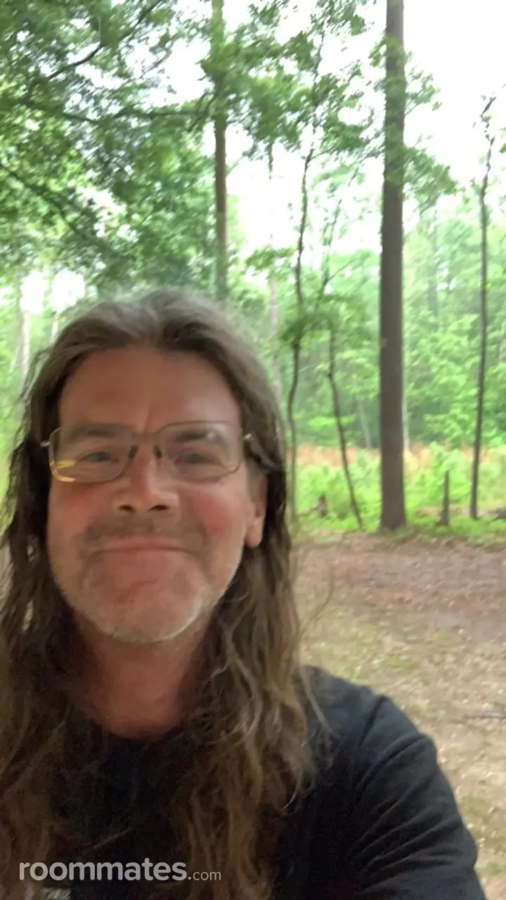 Profile photo 1 of 2