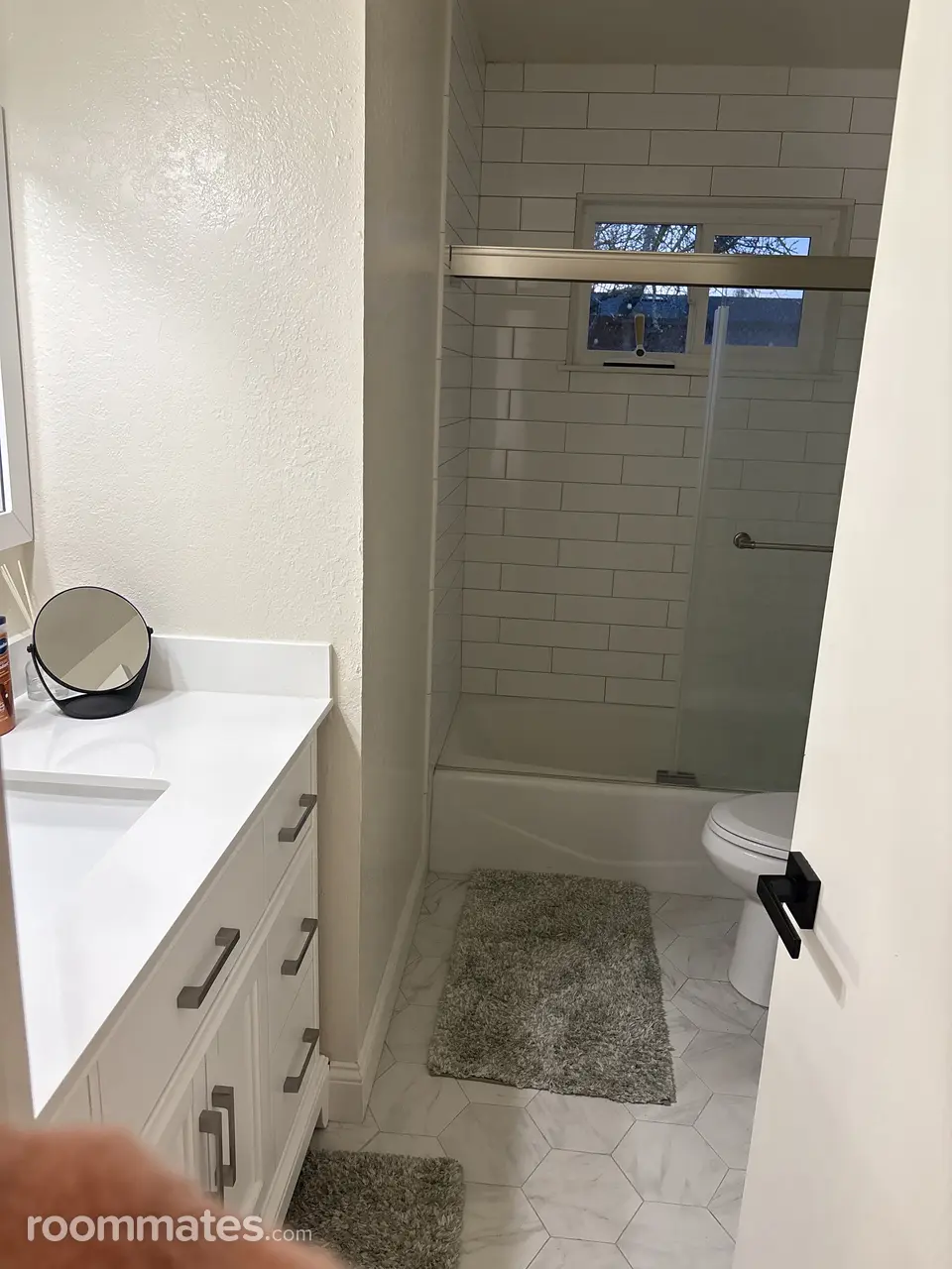 Profile photo 4 of 9