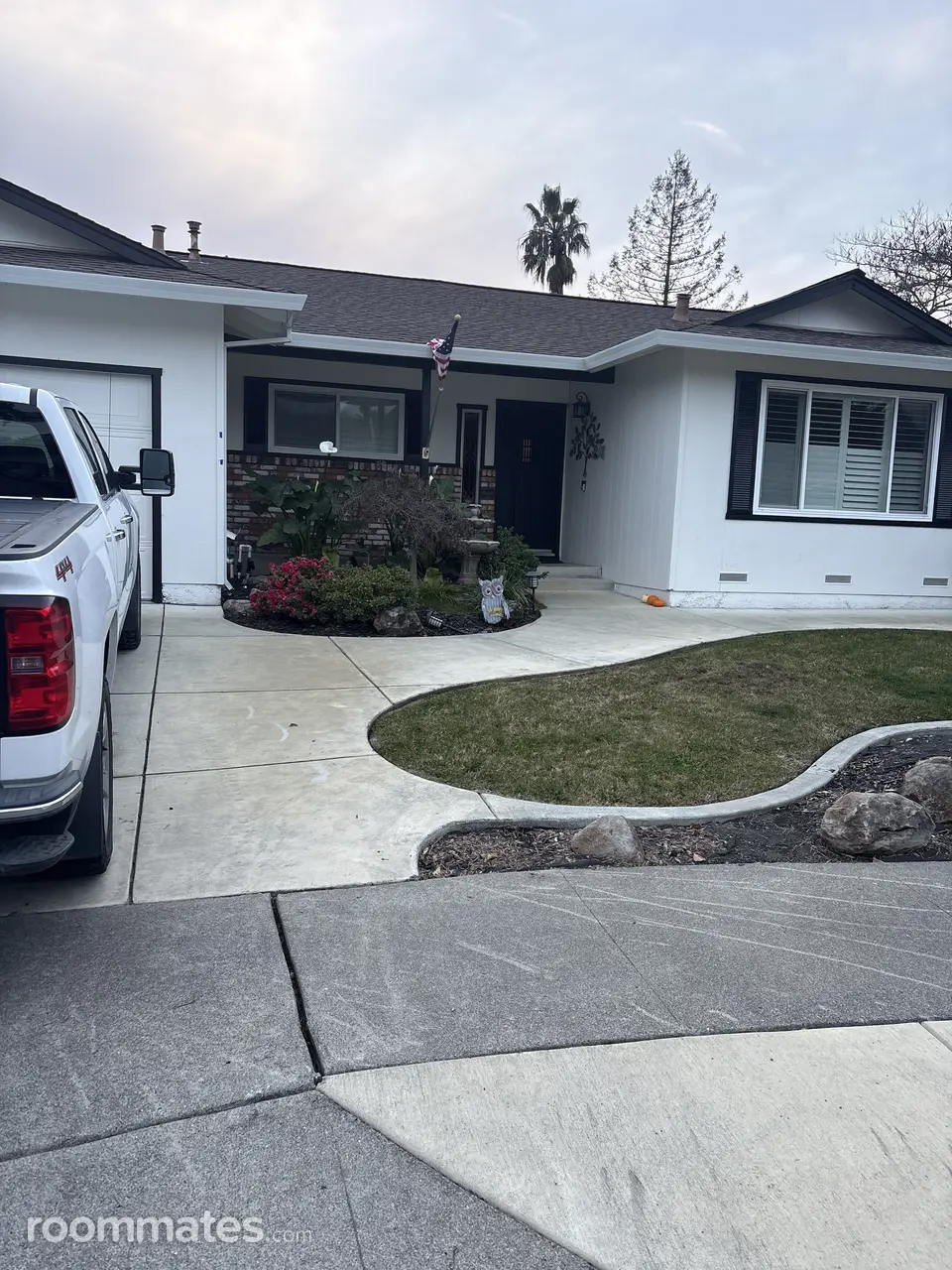 Profile photo 1 of 9