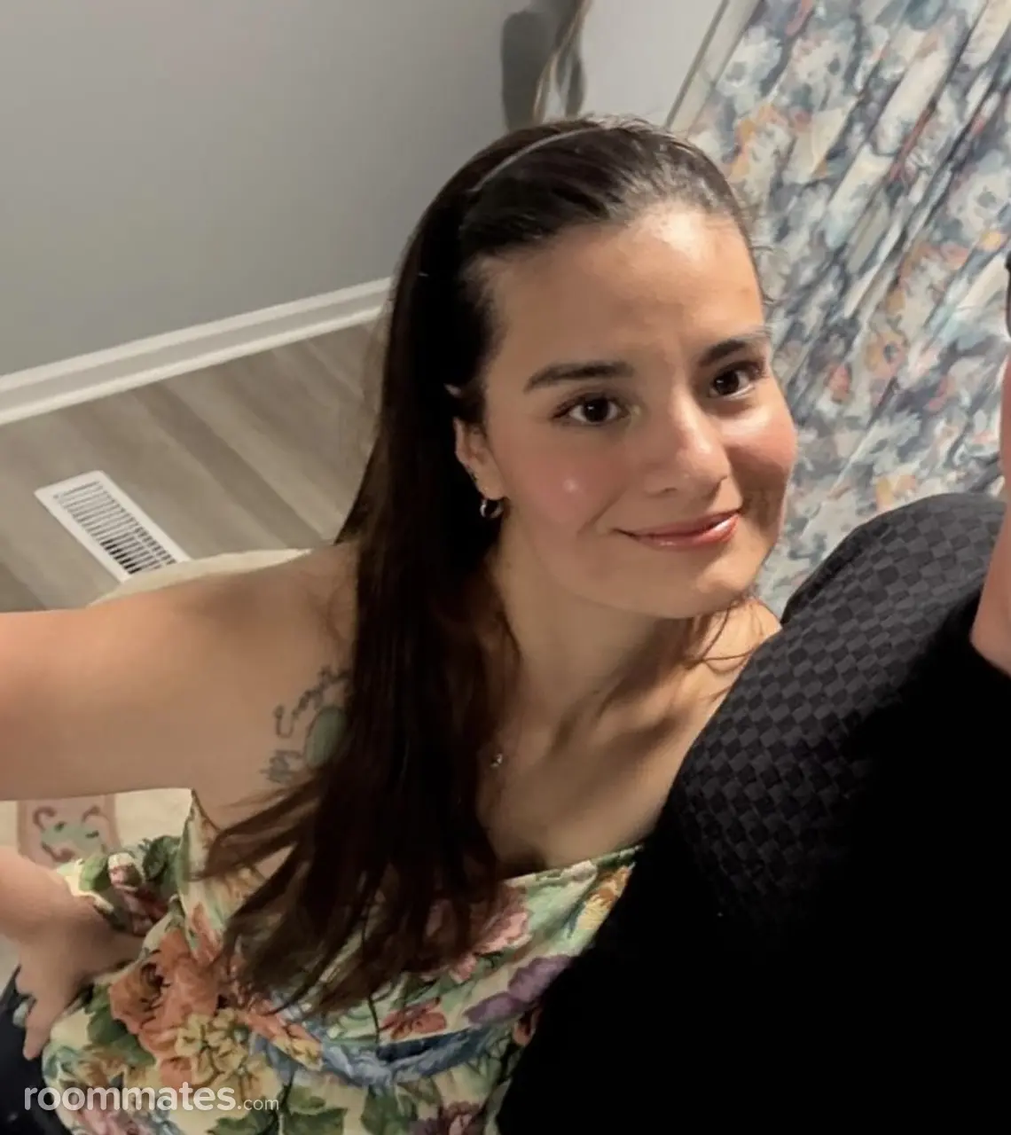 Profile photo 1 of 1