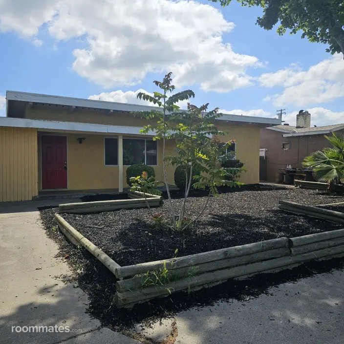 Room for rent in Modesto, CA $860, house
