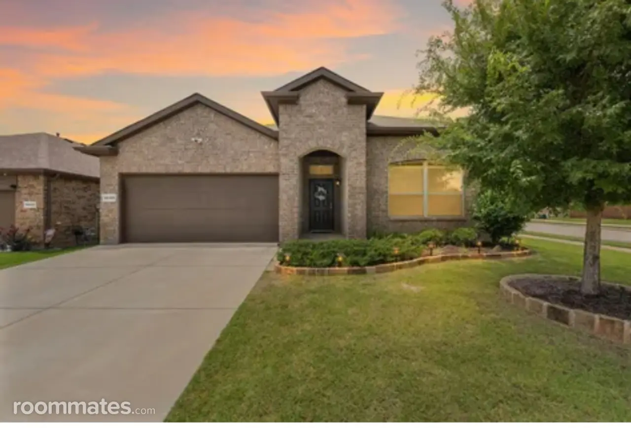 Profile photo 4 of 11