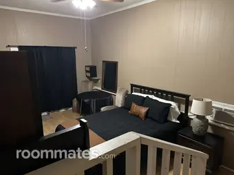 Room for rent in Charlotte, NC $800, house