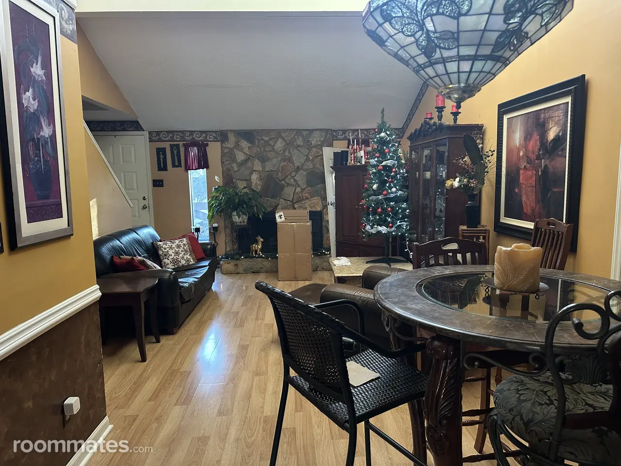 Profile photo 4 of 15