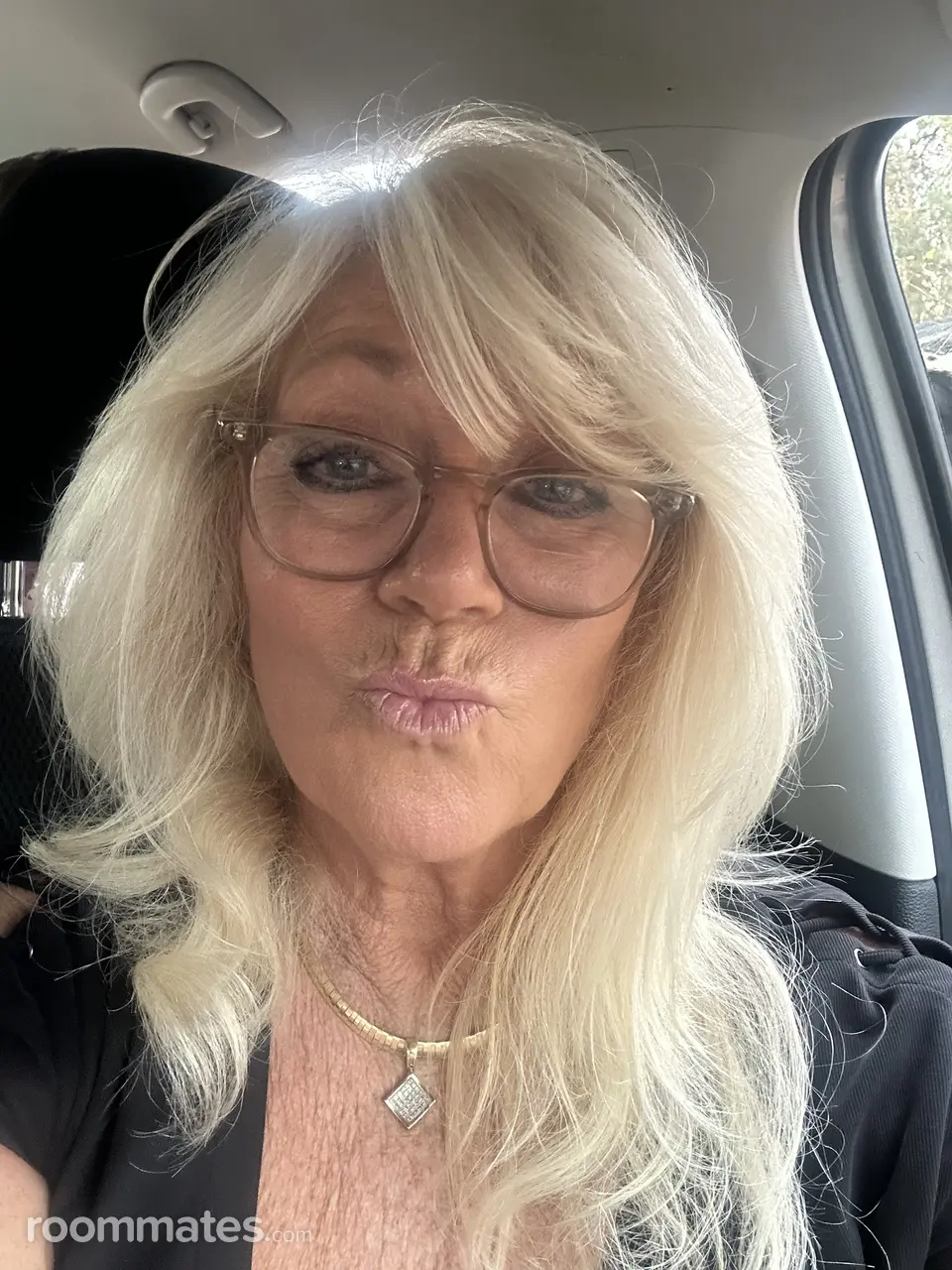 Profile photo 11 of 15