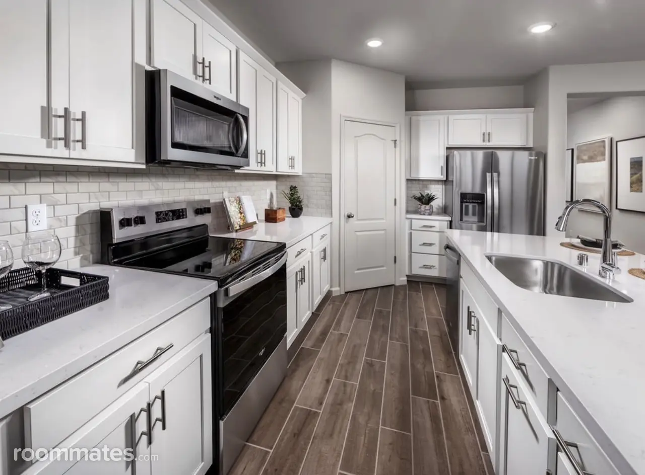 Profile photo 2 of 8