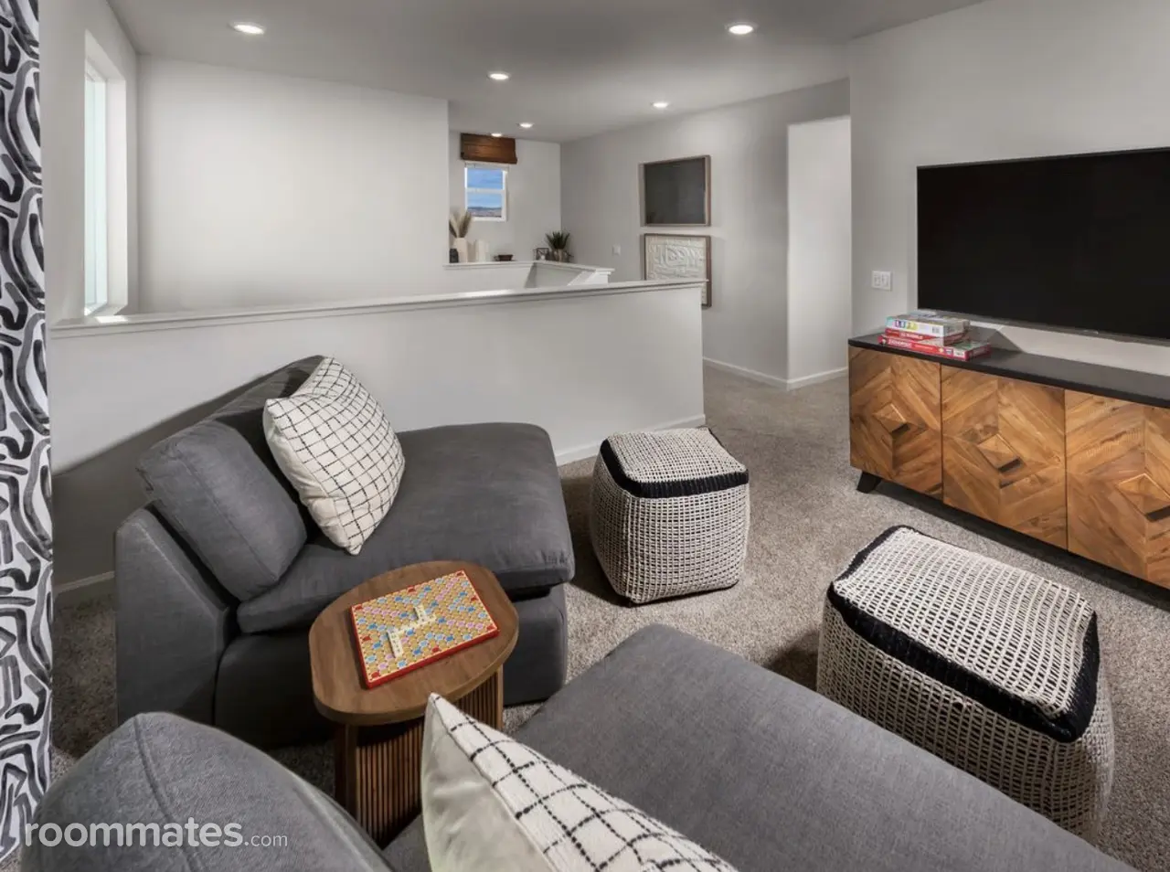 Profile photo 3 of 8