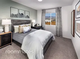 Room for rent in Vacaville, CA $1300, house