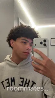 Roommate looking Albuquerque NM, $800