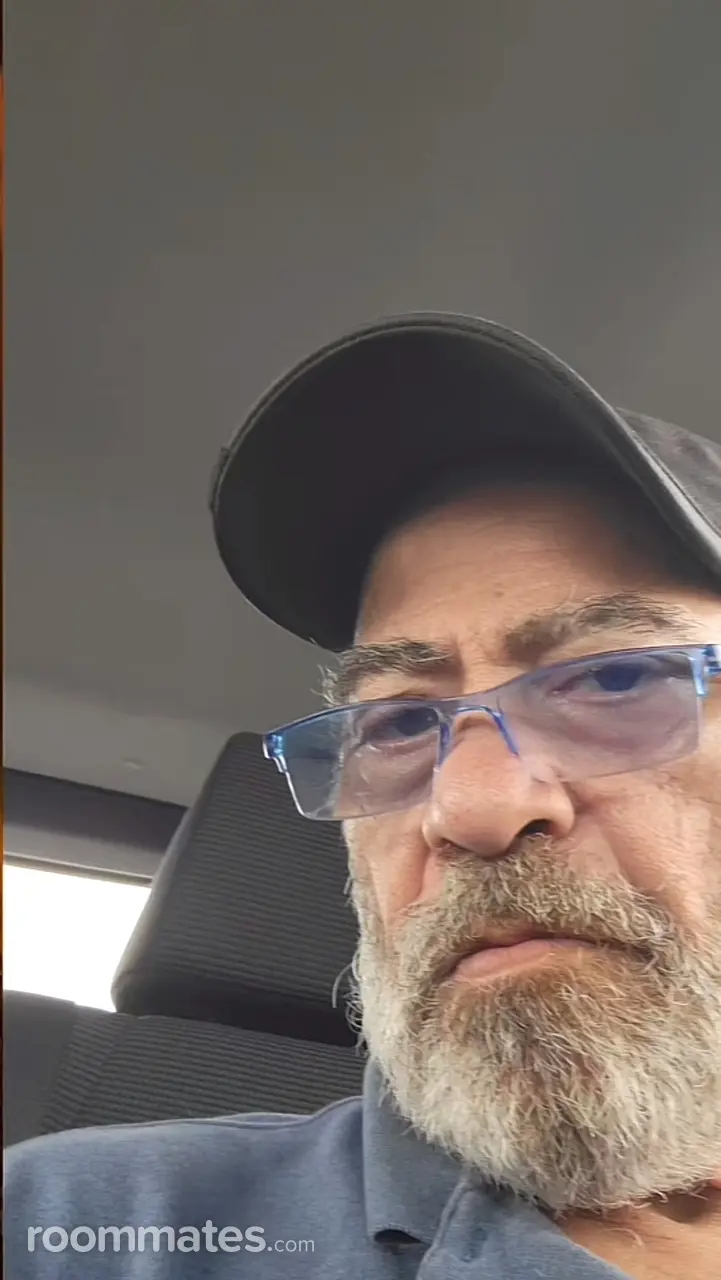 Profile photo 1 of 1