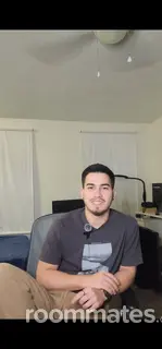 Roommate looking Miami, FL, $700