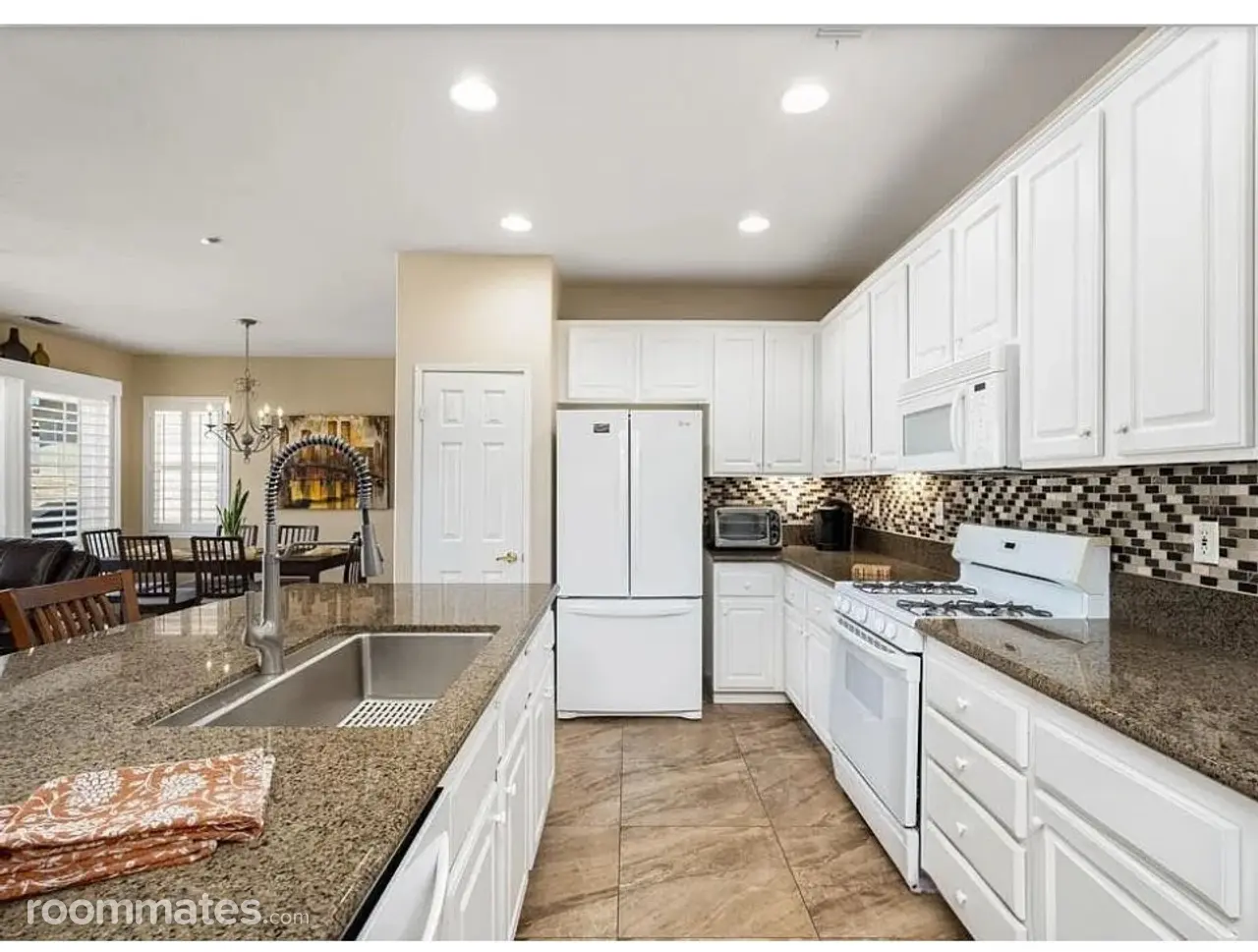 Profile photo 8 of 11