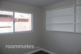 Room for rent in Sacramento, CA $1000, house