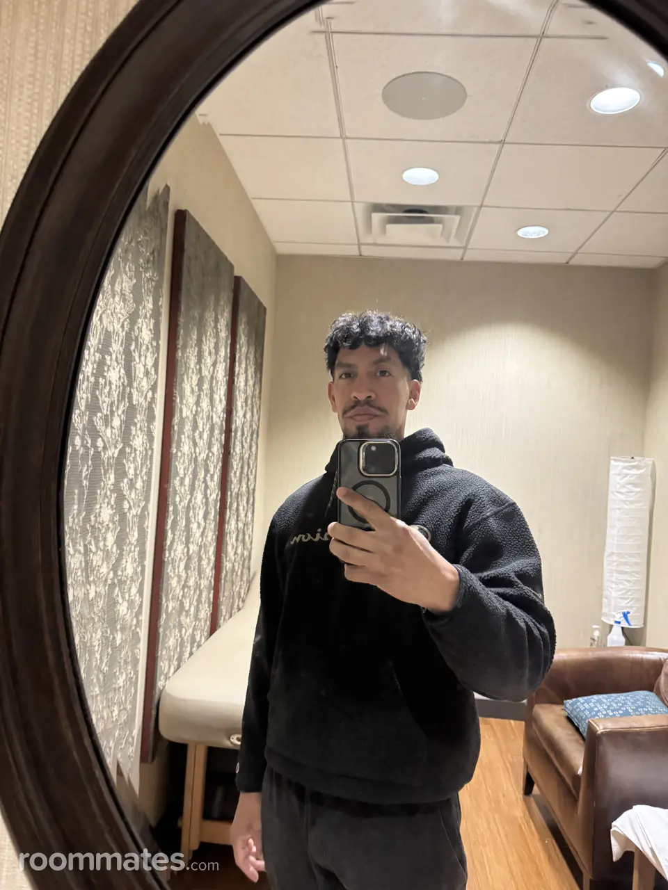 Profile photo 3 of 6