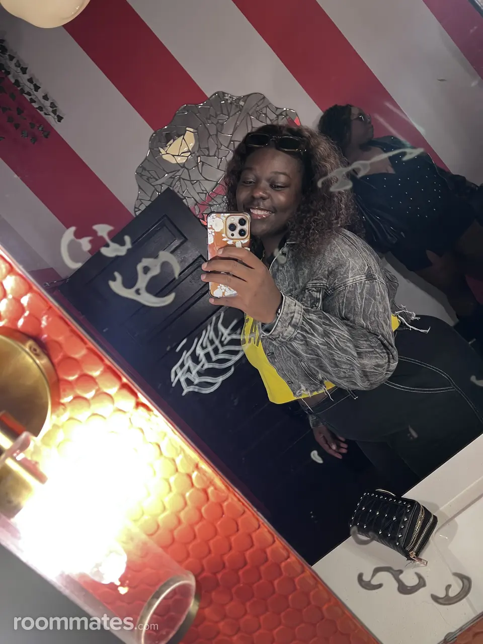 Profile photo 6 of 6