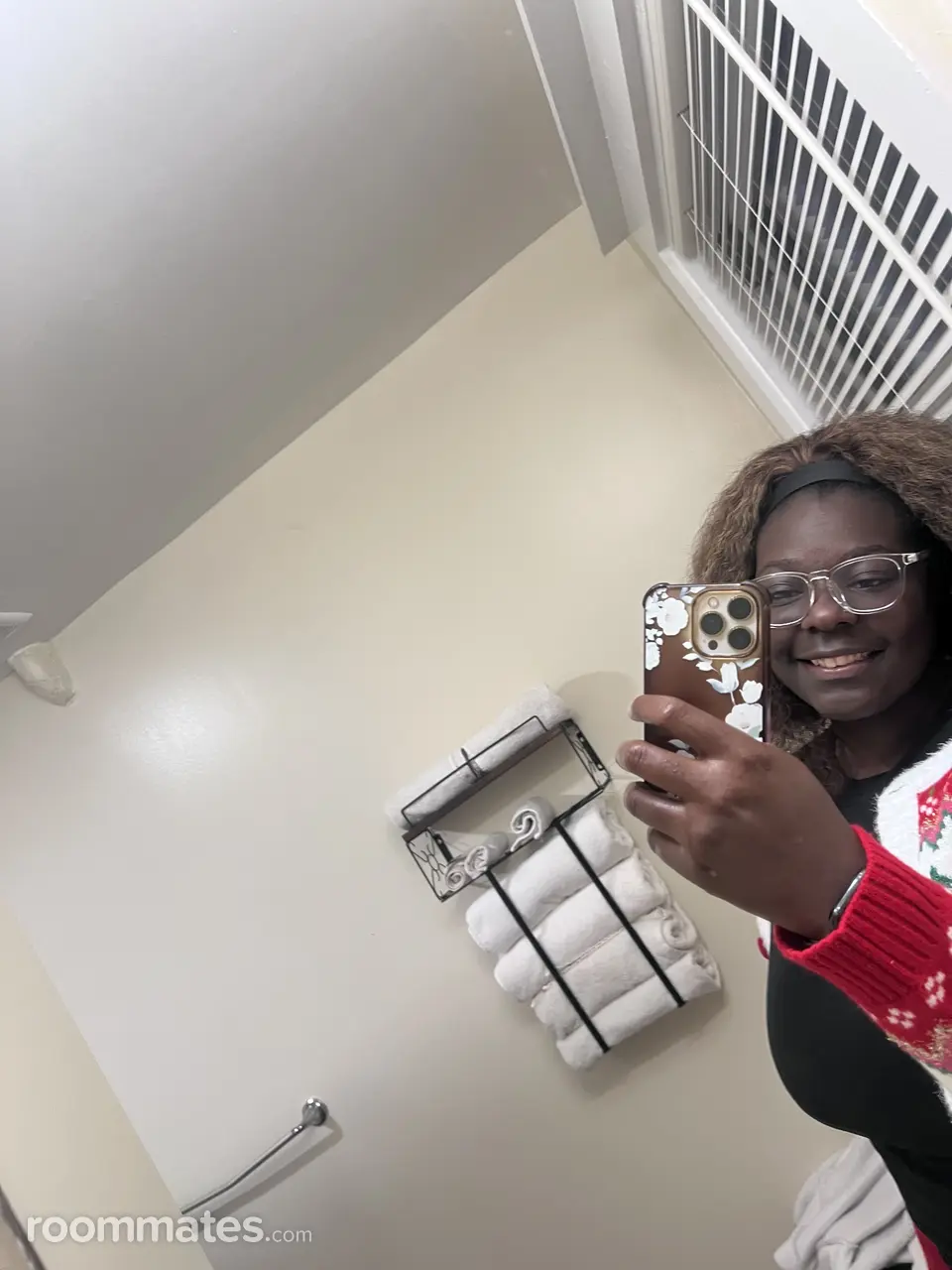 Profile photo 5 of 6