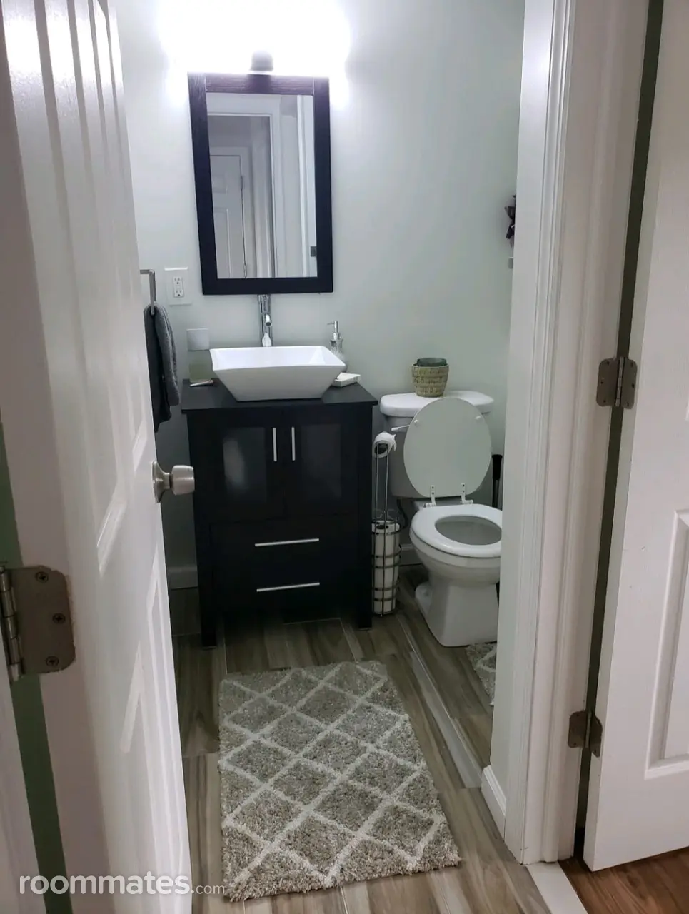 Profile photo 7 of 10