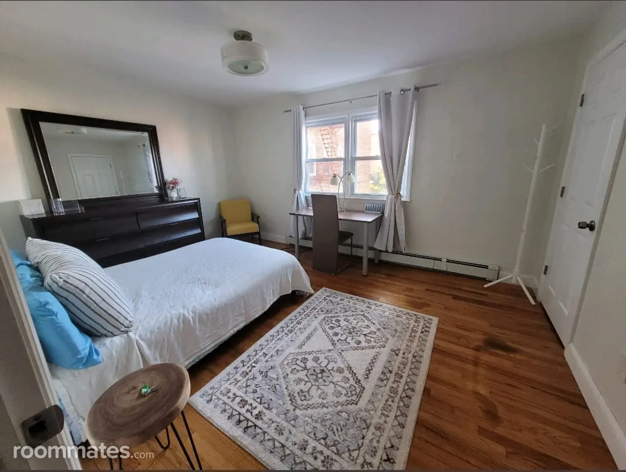 Profile photo 4 of 10