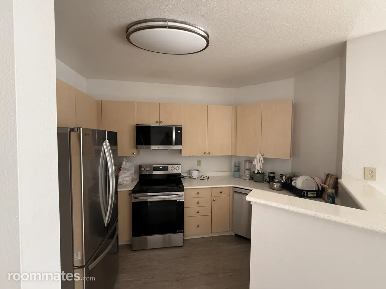 Profile photo 3 of 10