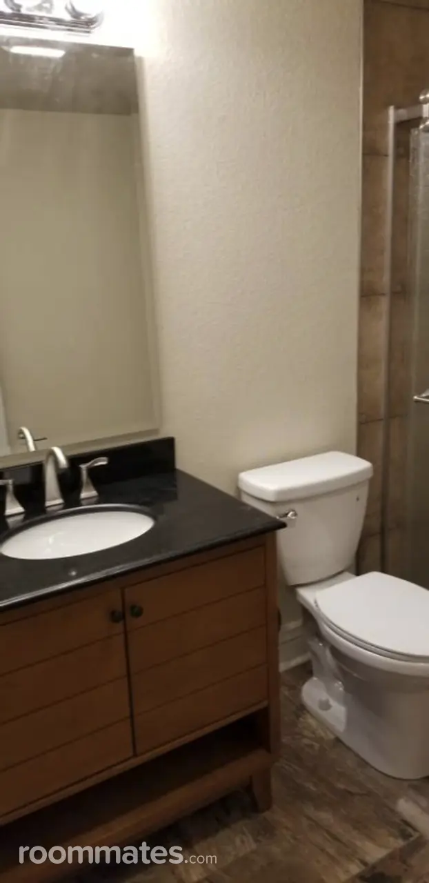 Profile photo 6 of 11