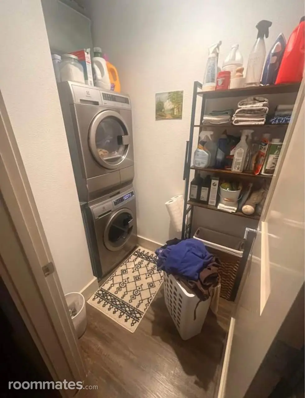 Profile photo 7 of 15