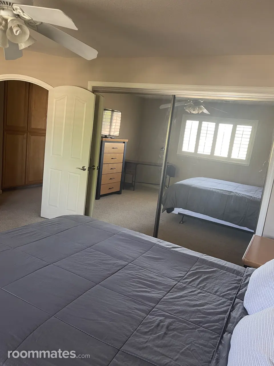 Profile photo 3 of 11