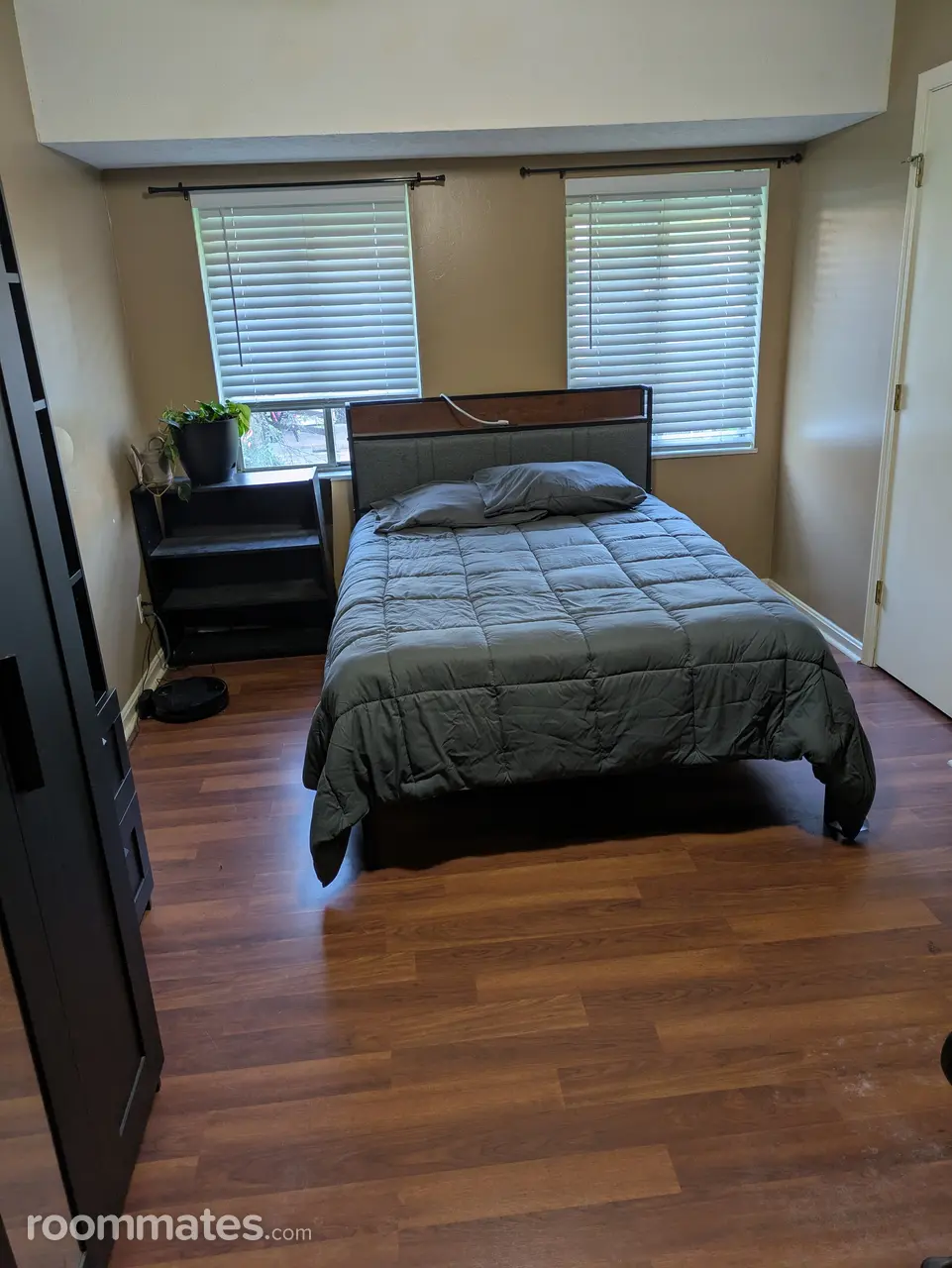 Profile photo 2 of 5