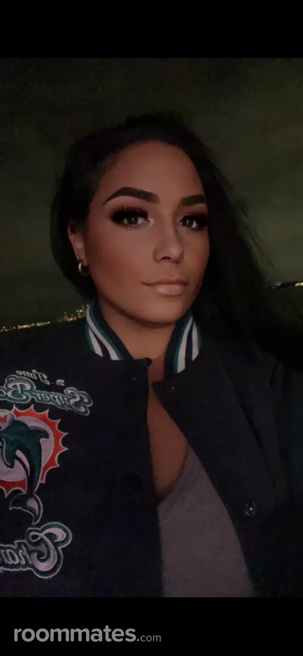 Profile photo 3 of 6