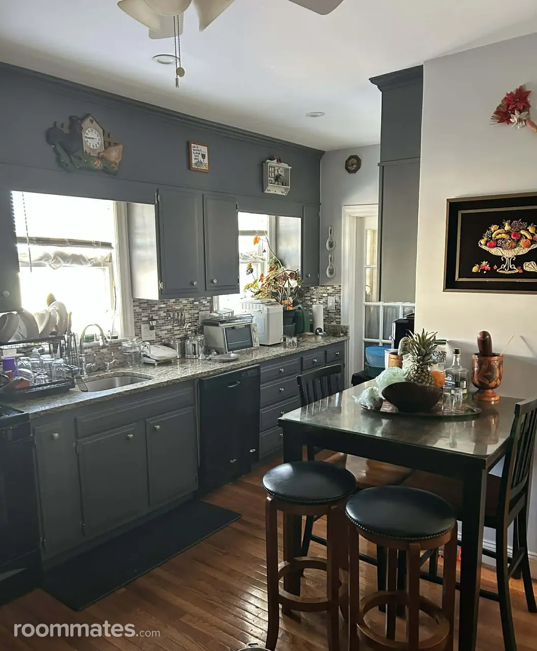 Profile photo 6 of 11