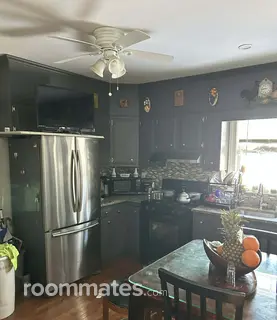 Room for rent in Hyde Park, MA $1000, house