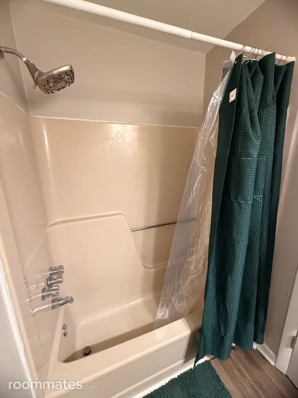 Profile photo 5 of 6