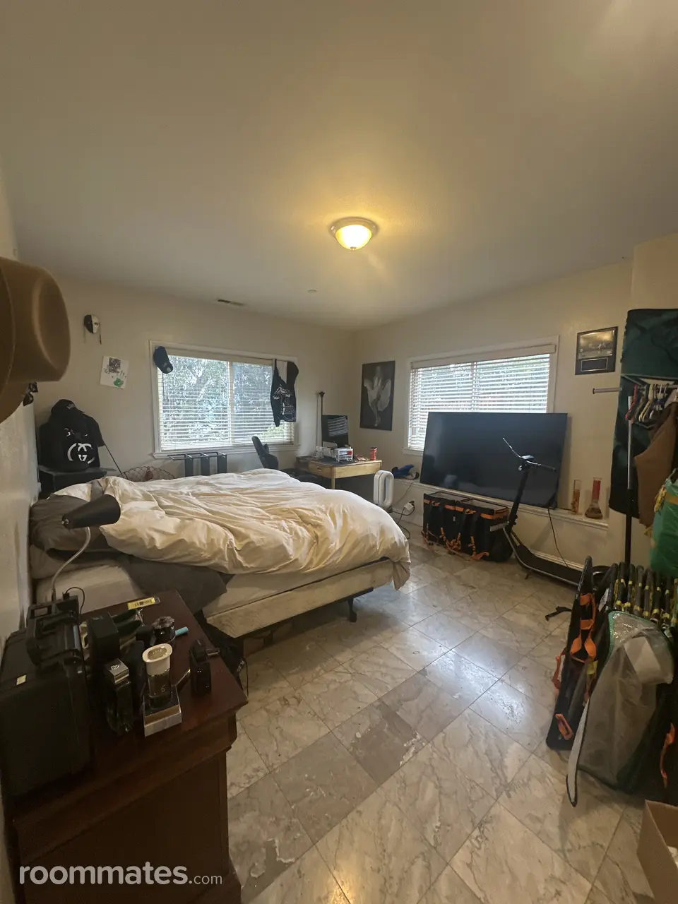 Profile photo 1 of 6