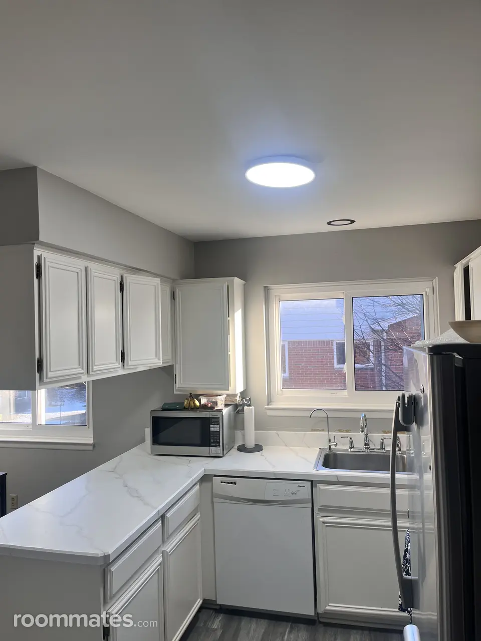 Profile photo 3 of 10