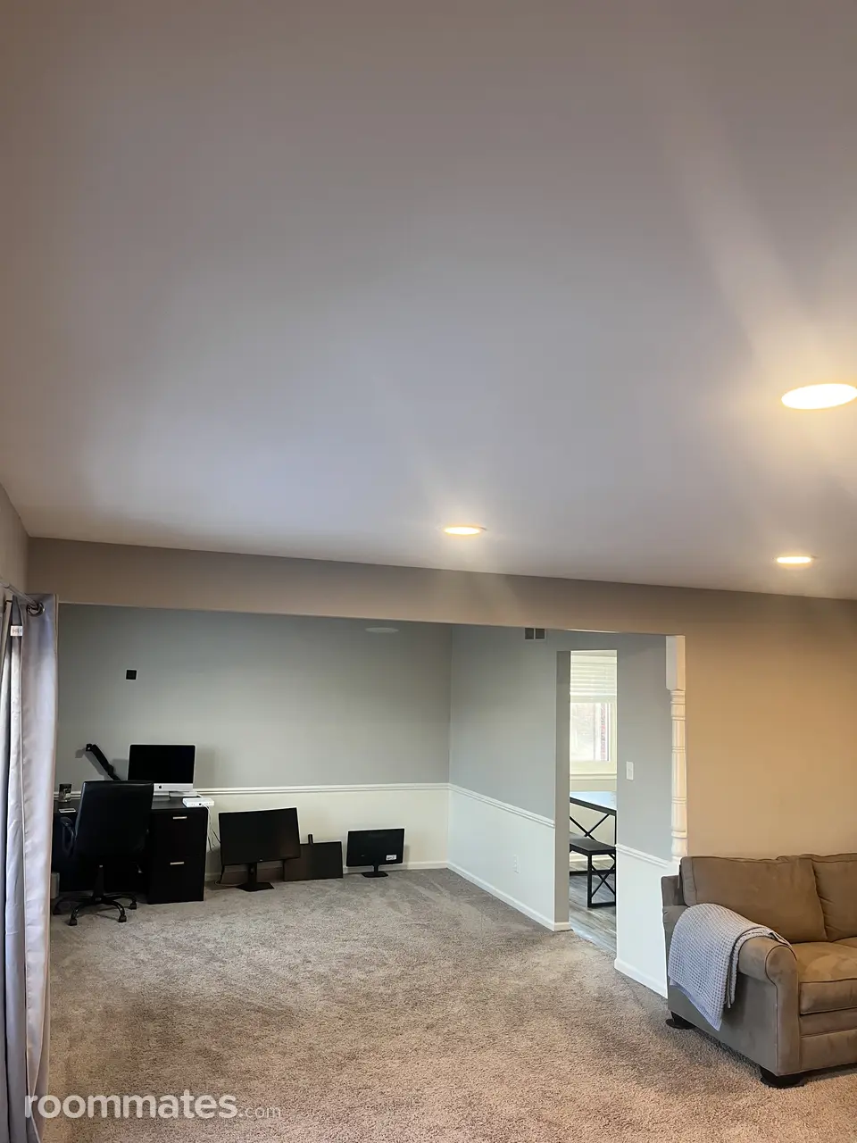 Profile photo 2 of 10