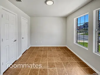 Room for rent in San Antonio, TX $650, house