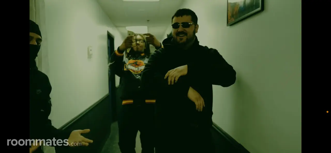 Profile photo 2 of 3