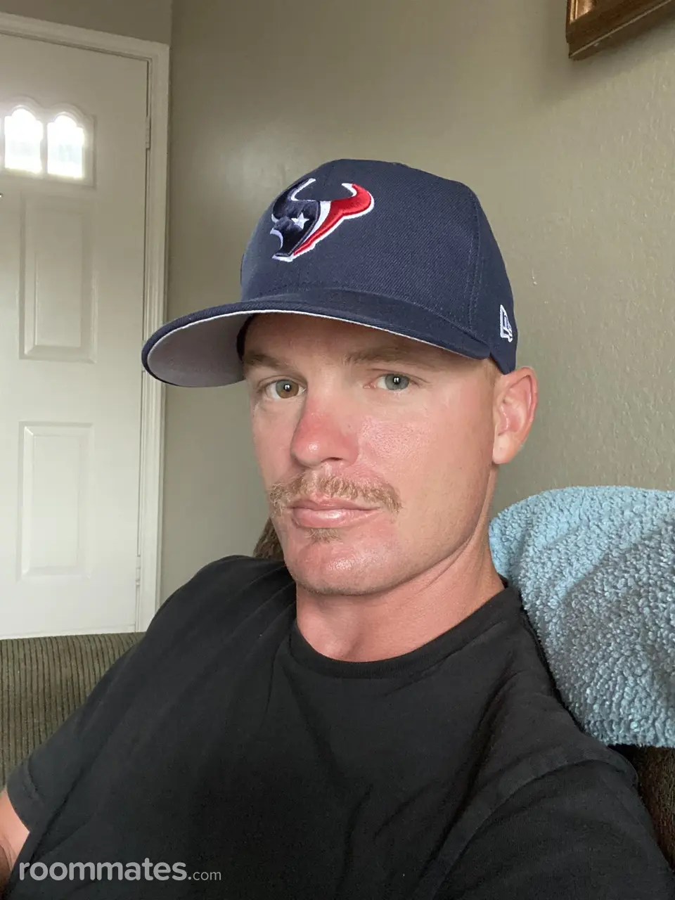 Profile photo 2 of 4