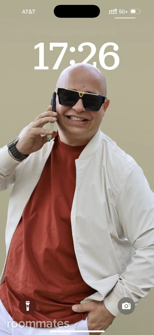 Profile photo 17 of 18