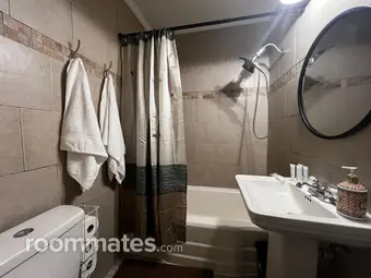 Room for rent in Charleston, SC $1000, house