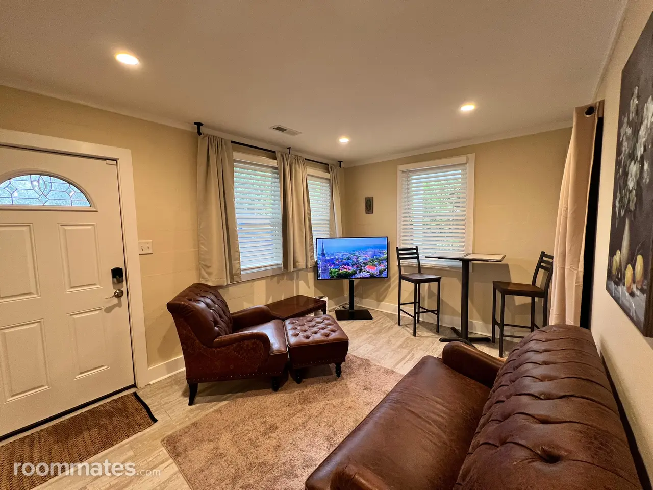 Profile photo 6 of 10