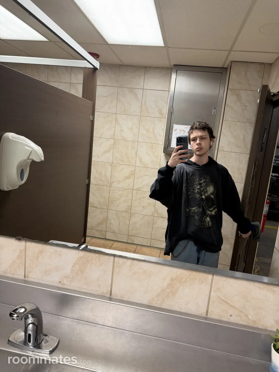 Profile photo 1 of 2