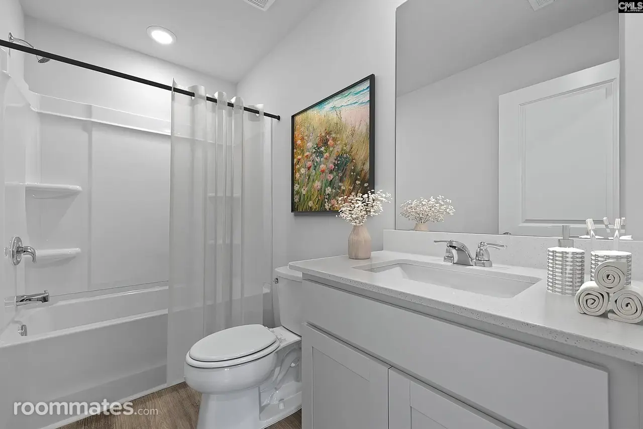 Profile photo 5 of 12