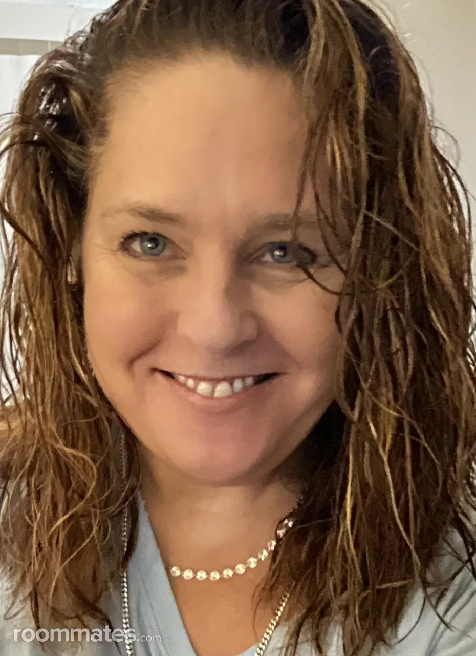 Profile photo 1 of 3