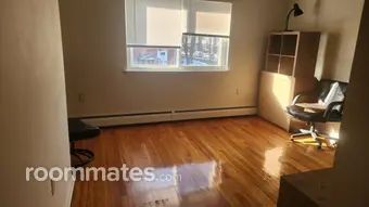 Room for rent in Middletown, CT $1000, townhouse