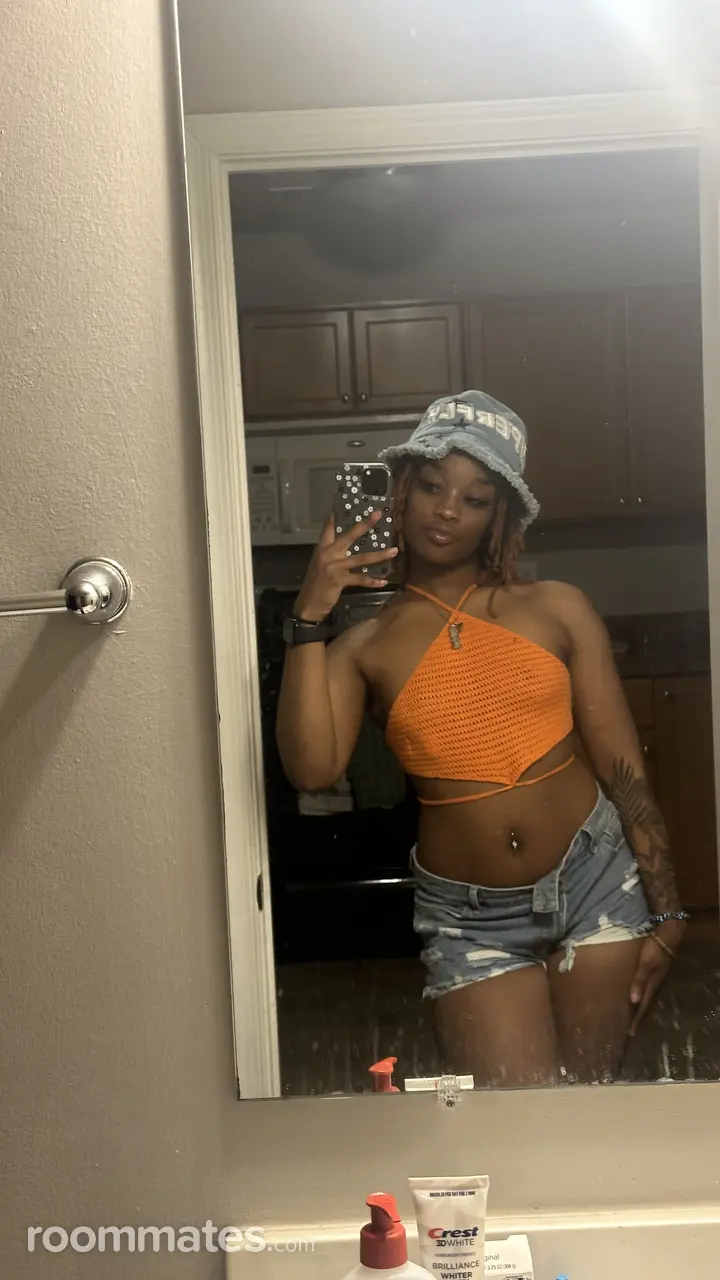 Profile photo 1 of 1