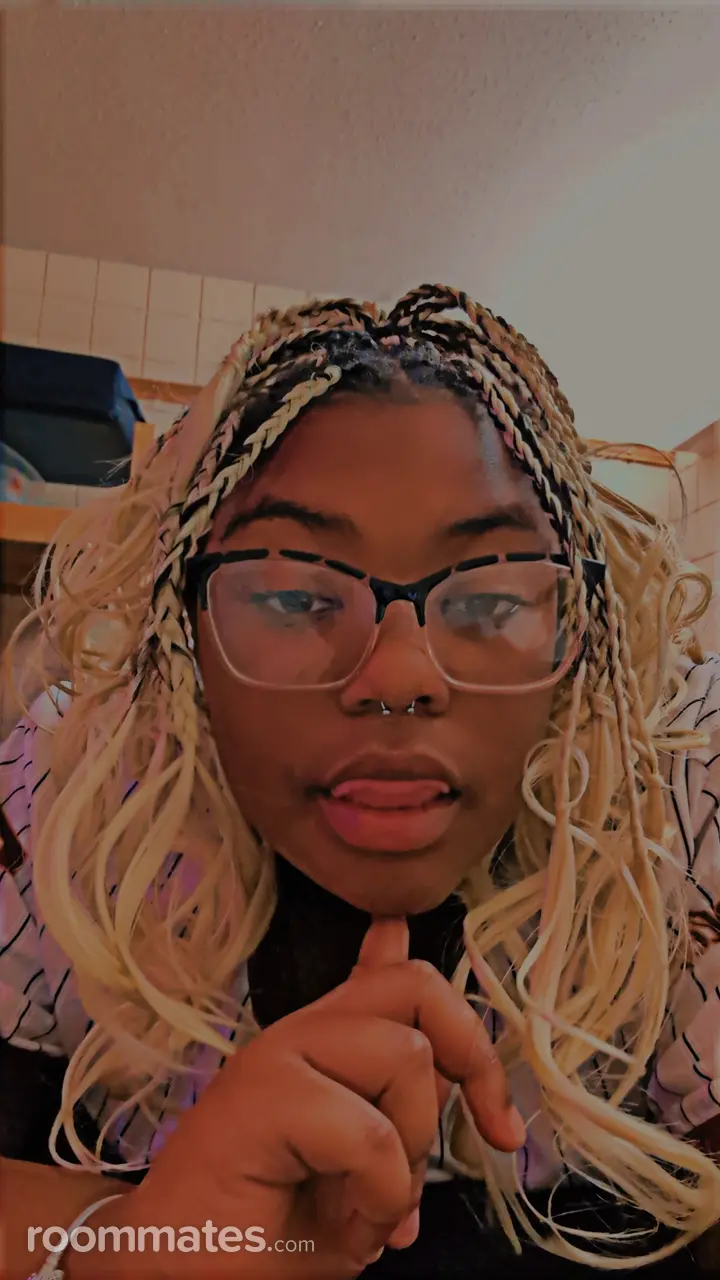 Profile photo 1 of 1