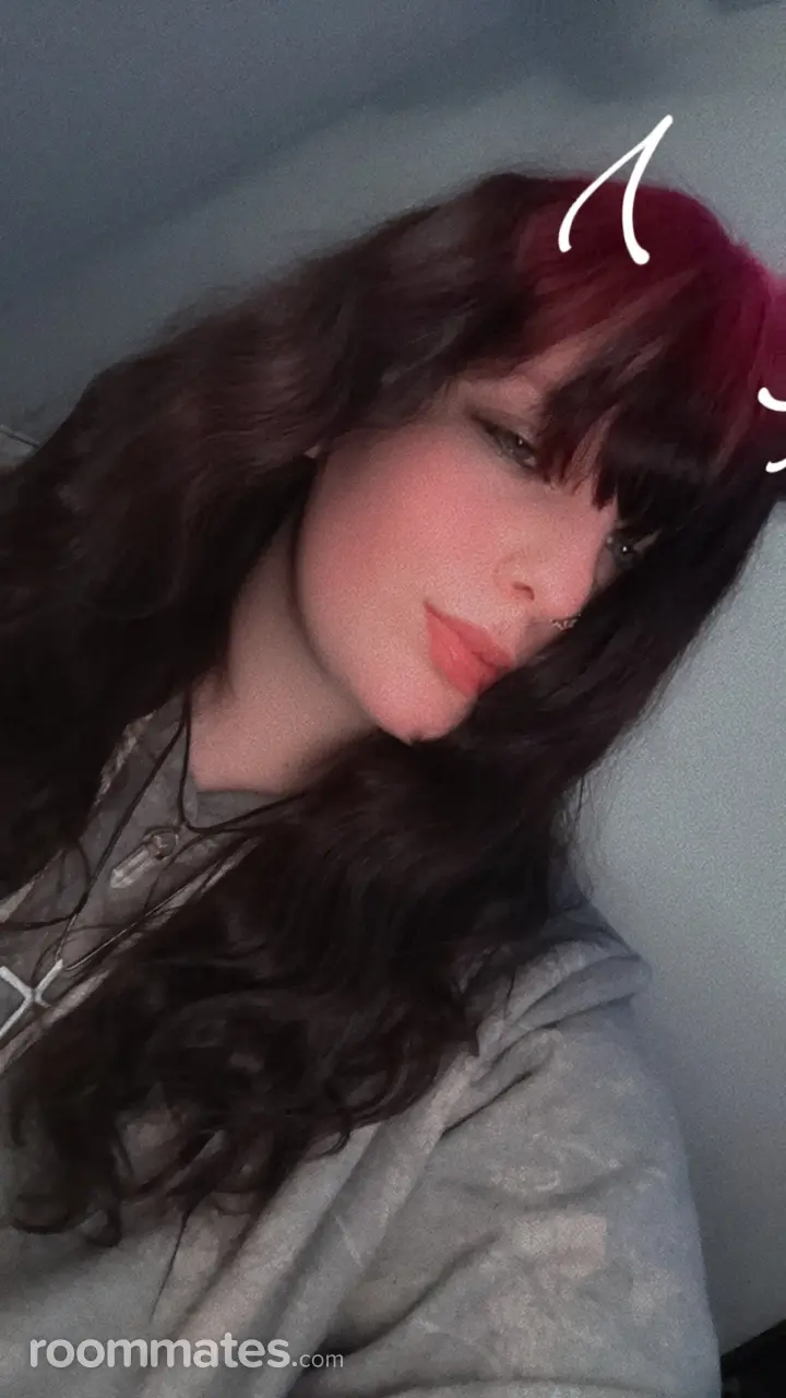 Profile photo 4 of 4