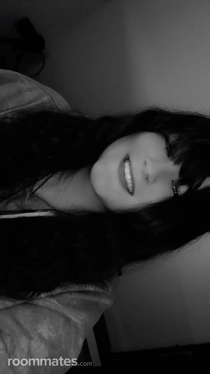 Profile photo 2 of 4