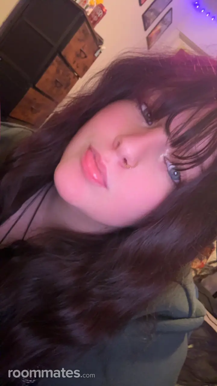 Profile photo 1 of 4